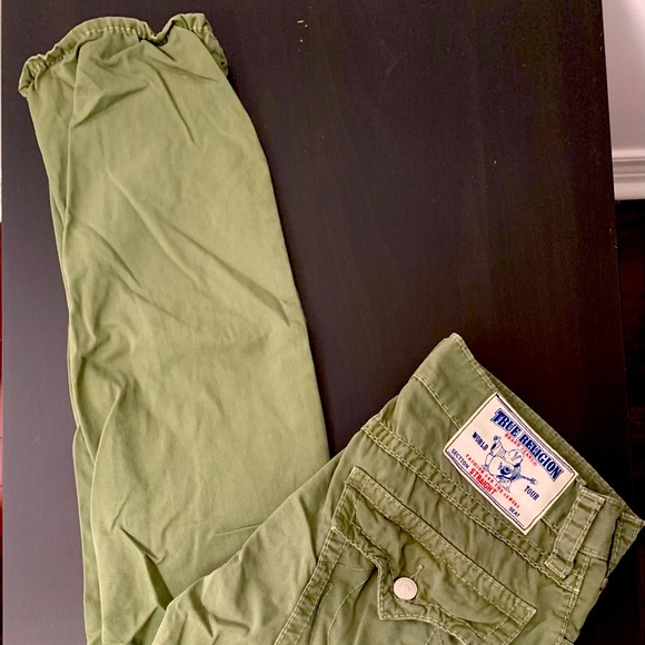 True Religion Cargo Pants Olive Green - Picture 2 of 3